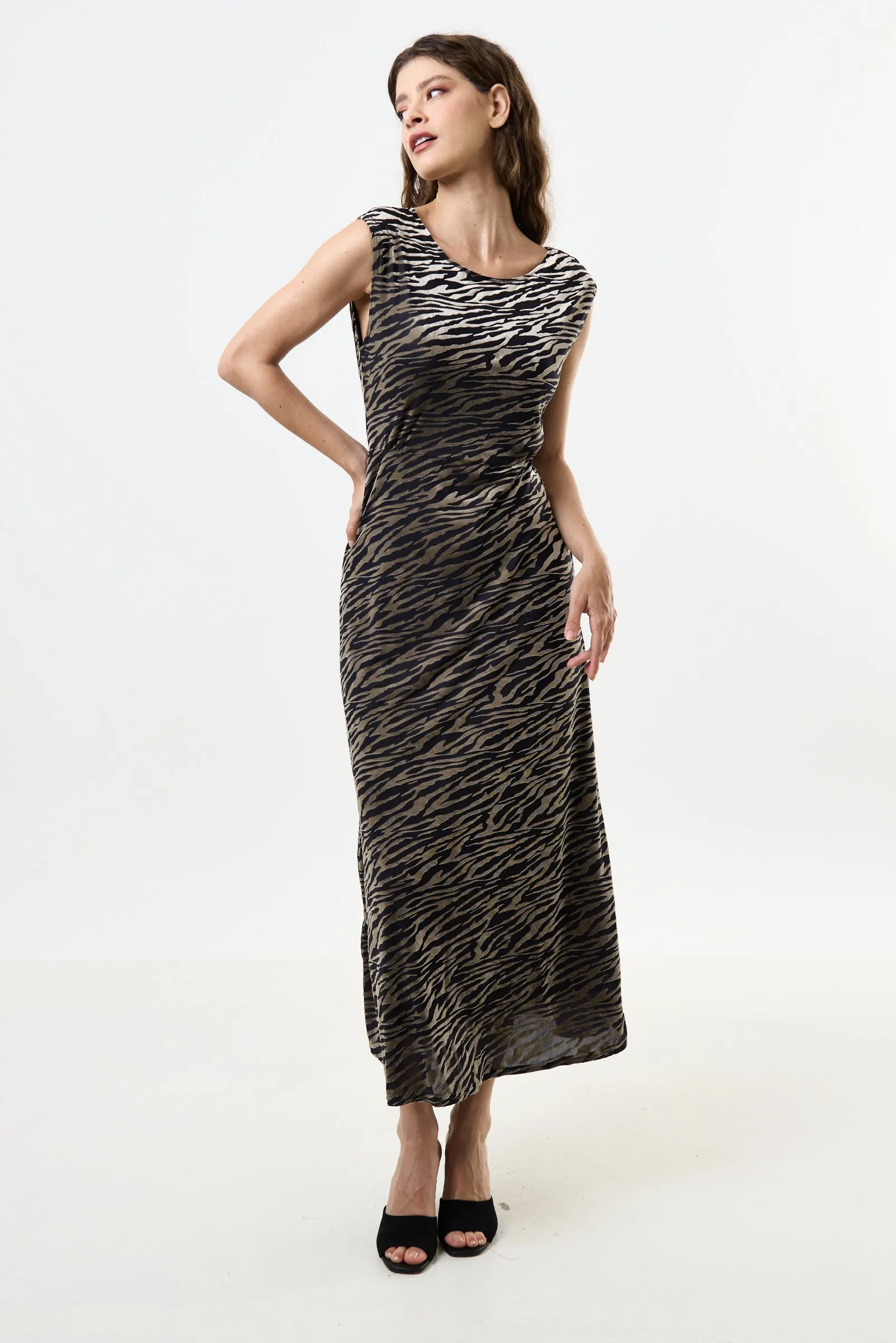 Beyla Zebra Devorie V-Back Midaxi Dress