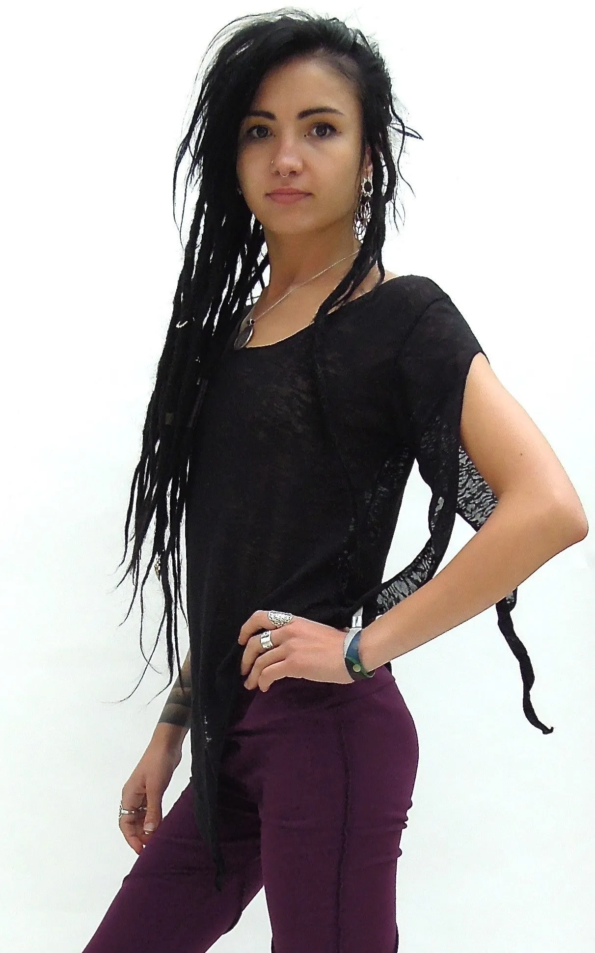 Pixie slashed sleeve pointy top